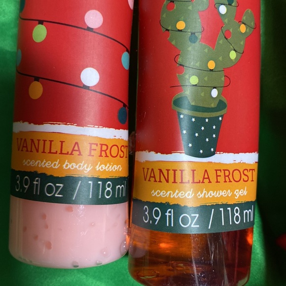 Gurls Holiday Gift Set, Vanilla Frost Scented Shower Gel & Body Lotion N… - Picture 5 of 7